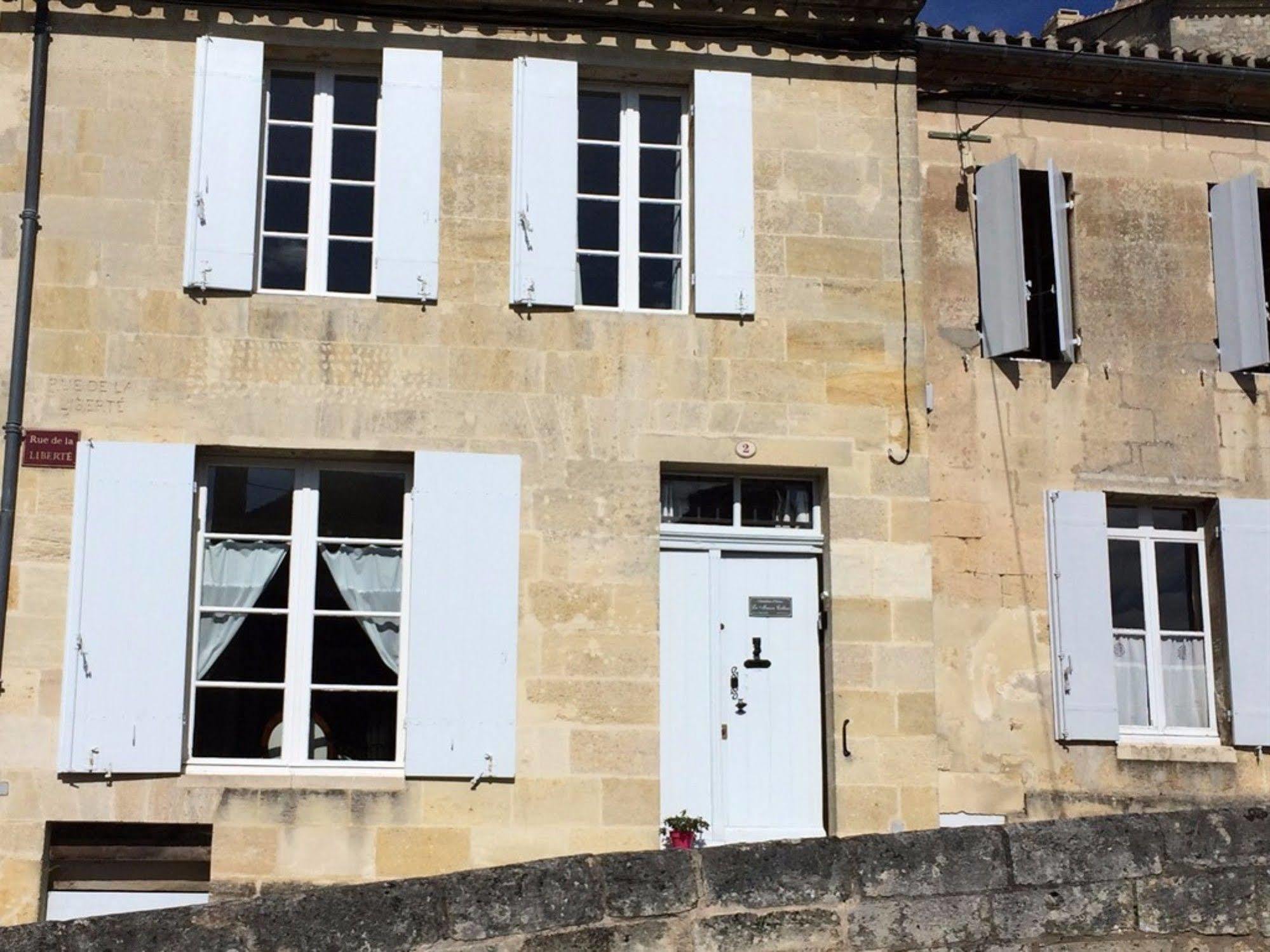 La Maison Colline Saint-Emilion Exterior photo